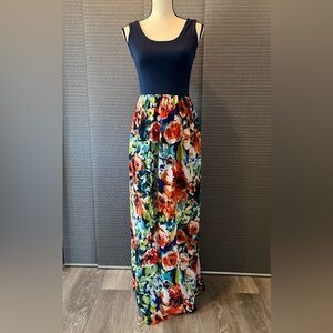 Le Lis Floral Maxi Dress